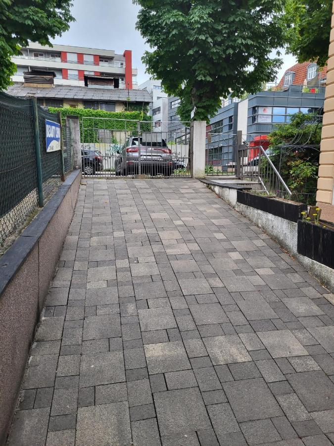 דירות זאגרב Apartman Buzanova מראה חיצוני תמונה